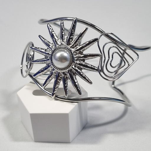 Brazalete plateado sol central